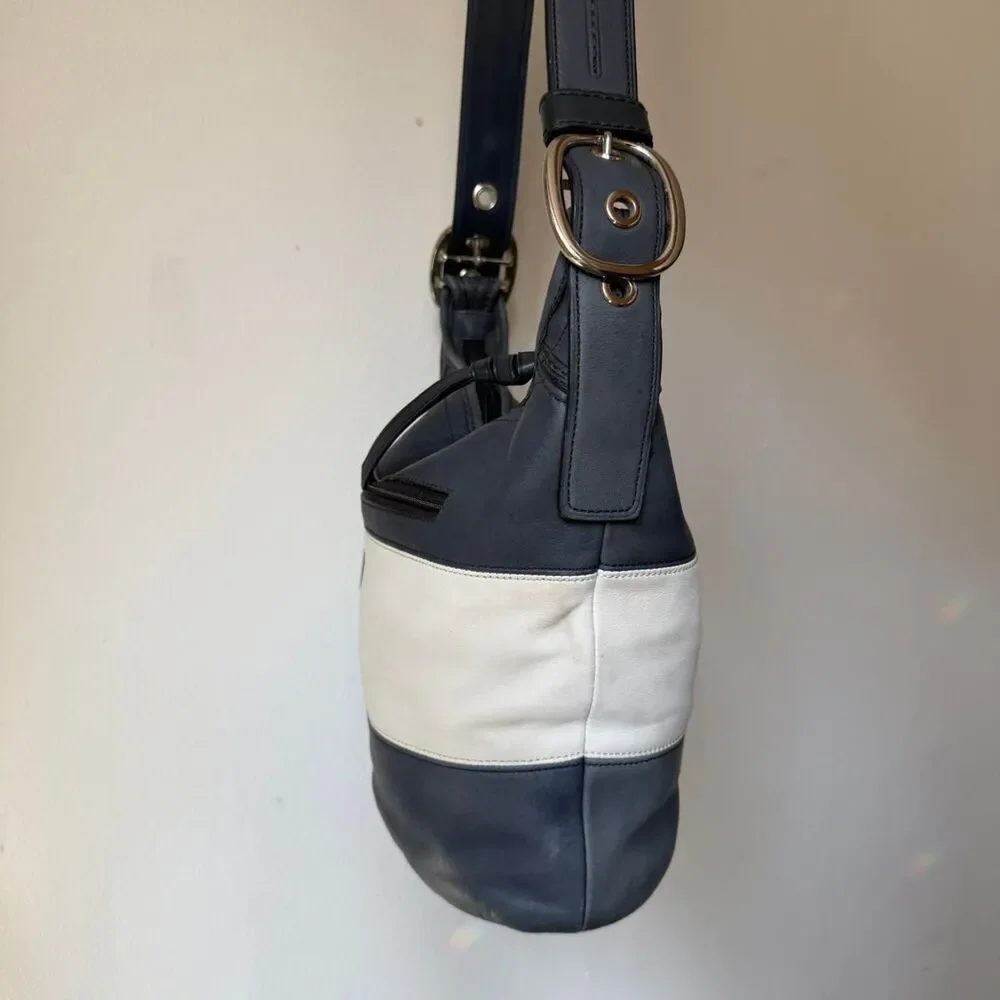 Y2K Coach Limited Edition Rugby Duffel Handbag – Navy / Ivory - Picture 6 of 8